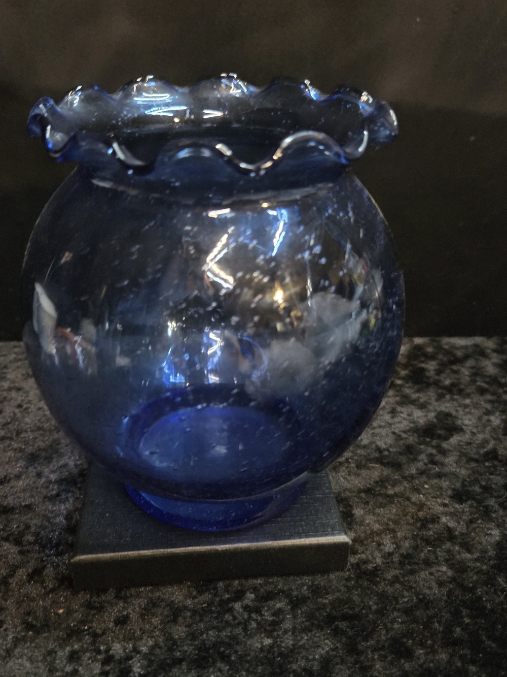 VTG Indiana Glass Cobalt Blue Ruffled Rim "Bubble Glass" Bowl/Vase